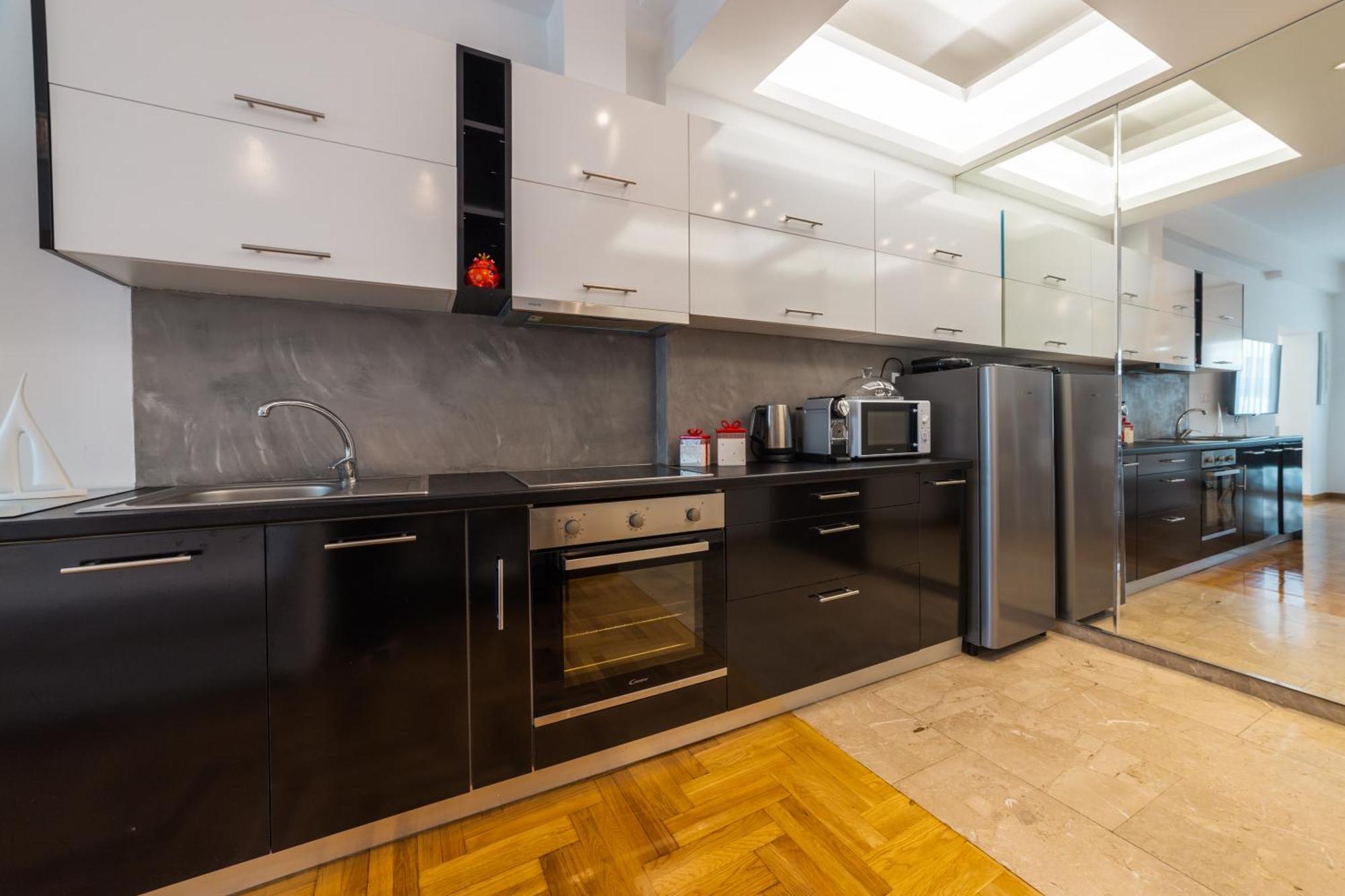 Apartment In Glyfada Center アテネ エクステリア 写真