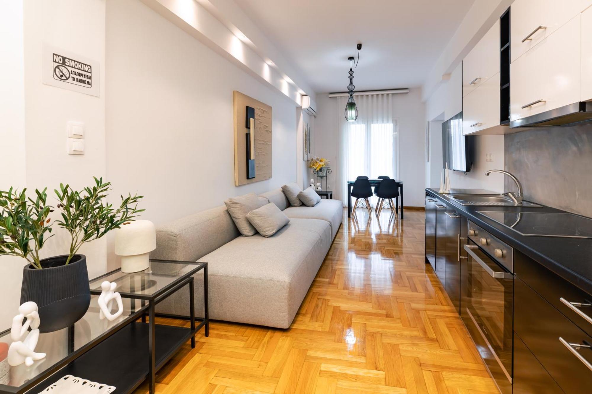 Apartment In Glyfada Center アテネ エクステリア 写真