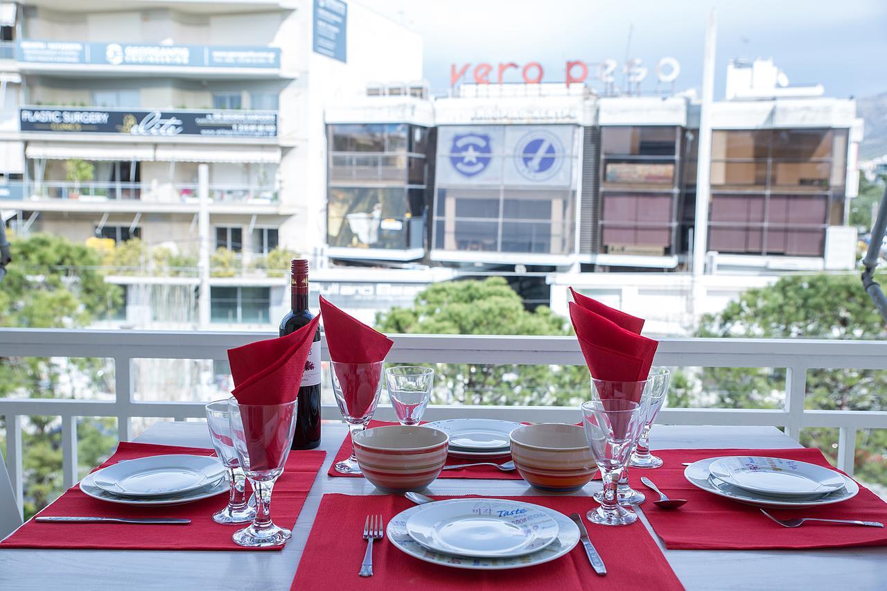 Apartment In Glyfada Center アテネ エクステリア 写真