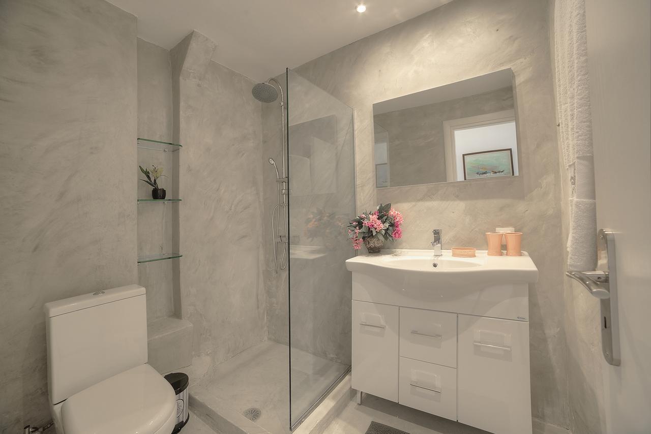 Apartment In Glyfada Center アテネ エクステリア 写真